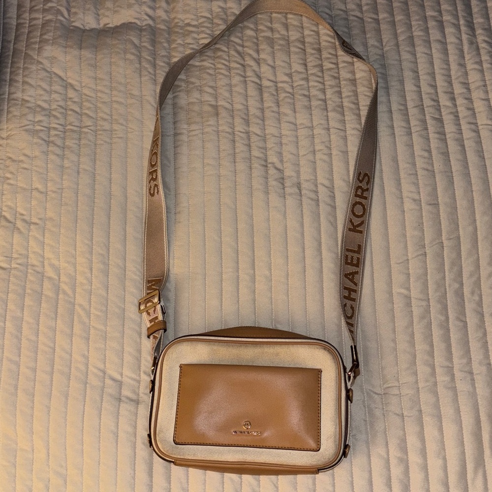 Michael Kors Beige and Off-White Crossbody Bag